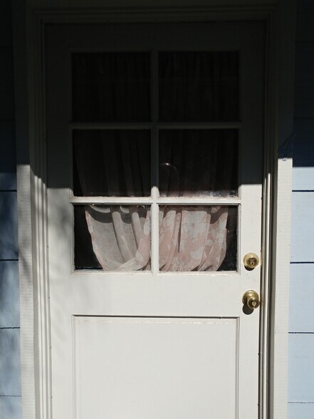 Welcome home! - 1379 Dorothy Ave