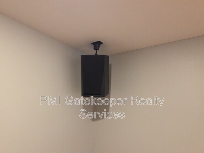 Building Photo - 9834 Chimney Sweep Ln