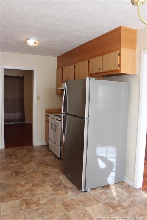 Building Photo - 7805 Gallant Ridge Dr