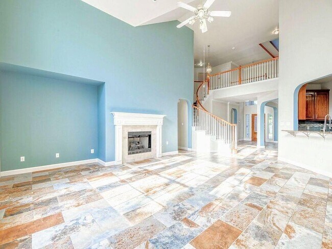 Building Photo - 10928 Bexley Ln