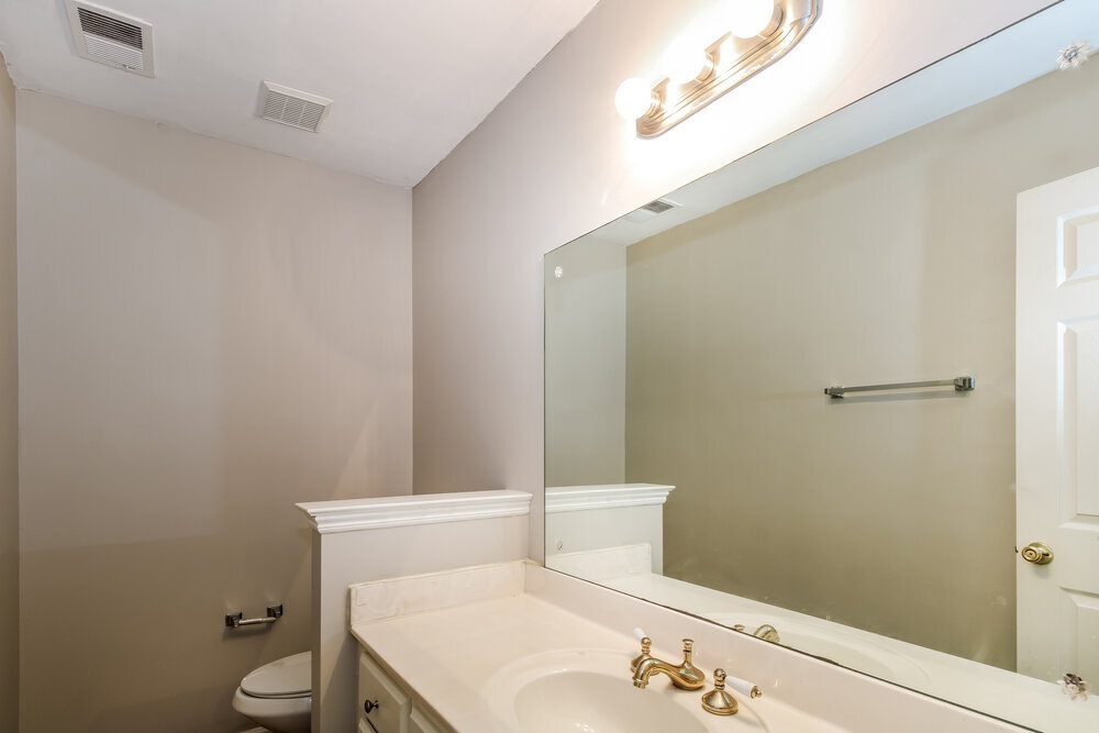 Building Photo - 9089 Hearth Stone Cove