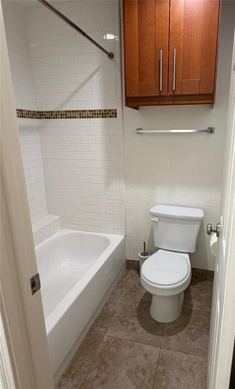 Building Photo - 7685 Northcross Dr