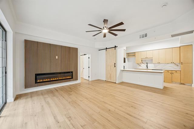 Building Photo - 3225 Turtle Creek Blvd
