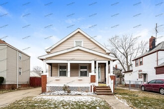 Building Photo - 19202 Arrowhead Ave