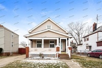 Building Photo - 19202 Arrowhead Ave