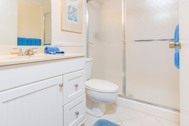 Building Photo - 353 S US Hwy 1