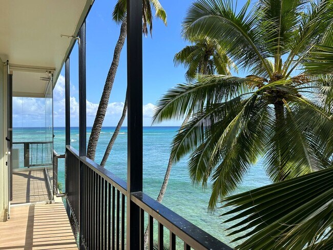 Building Photo - Gold Coast, Tropic Seas - 2BR/2BA/Street Parking Only