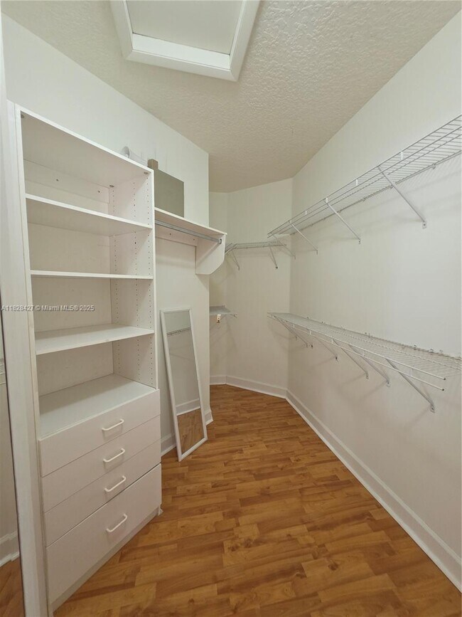 Building Photo - 3174 NW 98th Ct