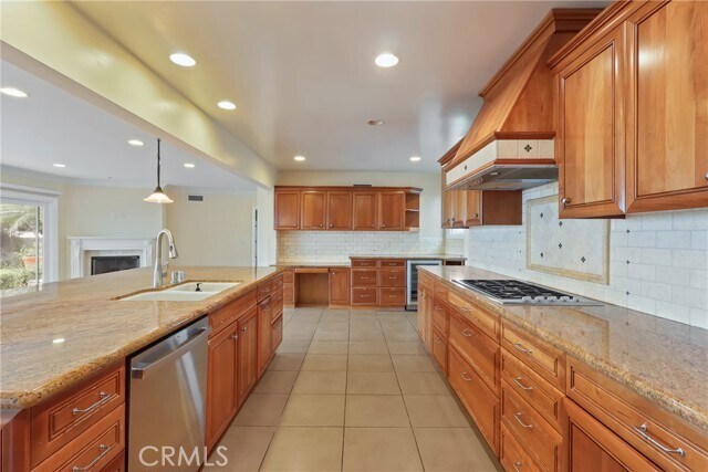 Building Photo - 4002 Admirable Dr