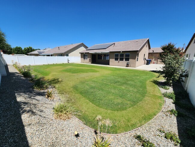 Building Photo - 2611 Barrowby St