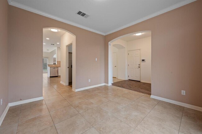 Building Photo - 1607 Belvedere Pl