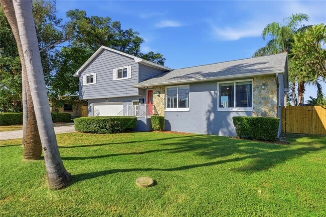 Building Photo - 377 22nd Ave SE