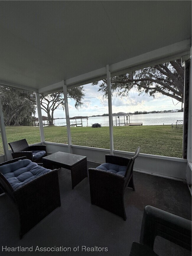 Building Photo - 185 Autumn Ave