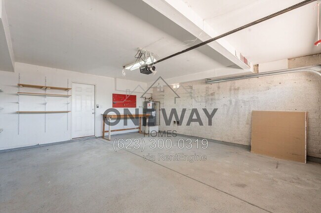 Building Photo - 1325 W Lobo Ave