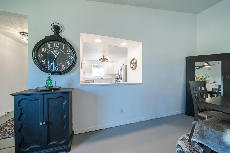 Building Photo - 37340 Derbyshire Dr