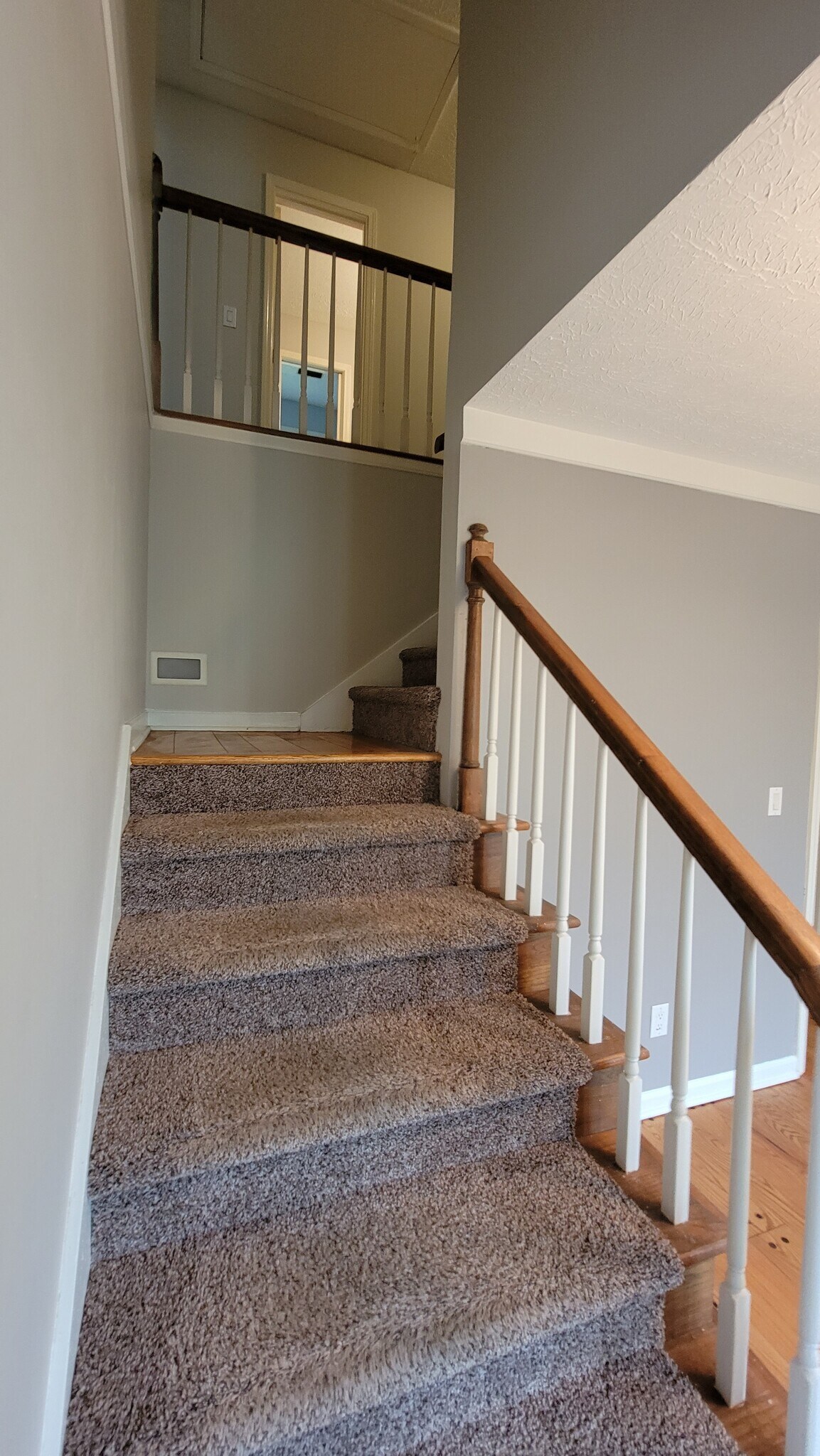 Building Photo - 4843 Carlene Way SW