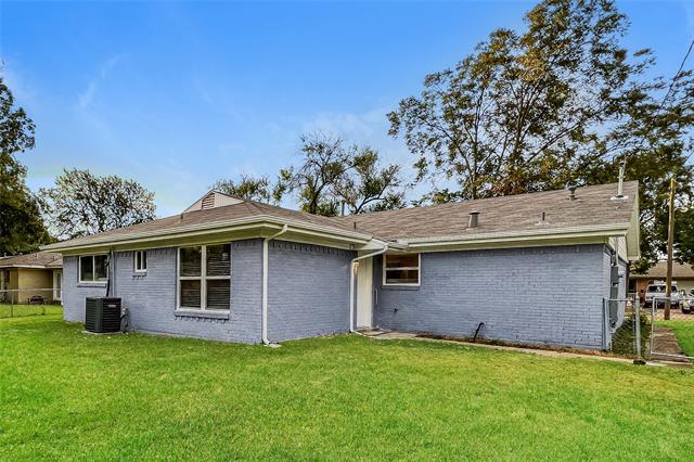 Building Photo - 523 Fairview Dr