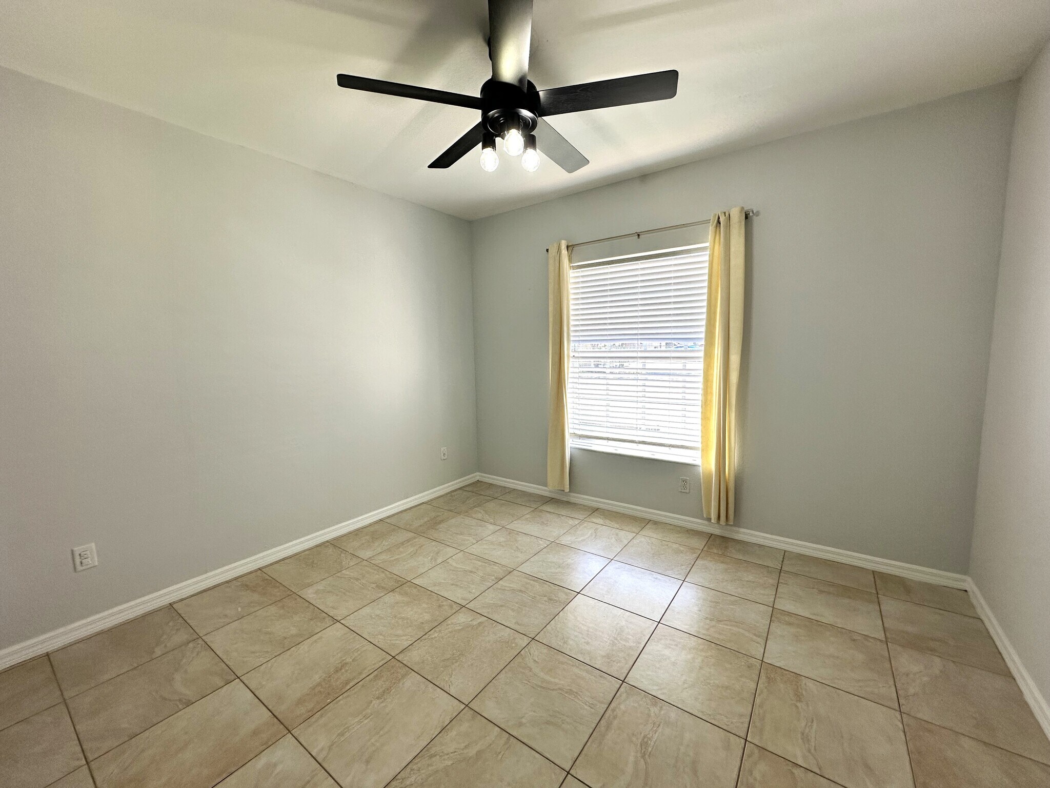 Building Photo - 8423 Bernwood Cove Loop