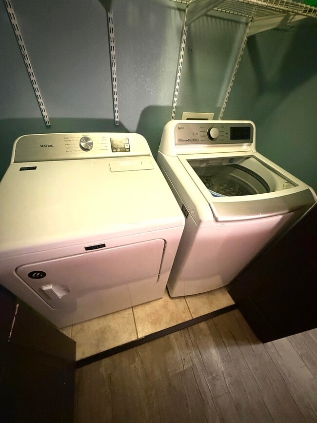 Building Photo - 1508 Crescent Hills Dr