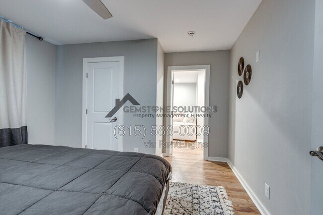 Building Photo - 1516 23rd Ave N