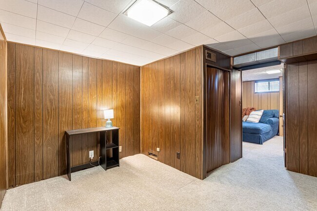 Building Photo - Beautiful Home In Underwood Park Neighborhood