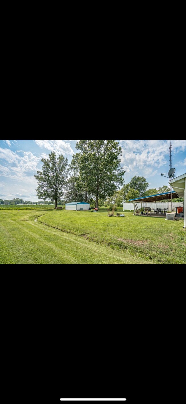 Building Photo - 14103 Southwind Dr