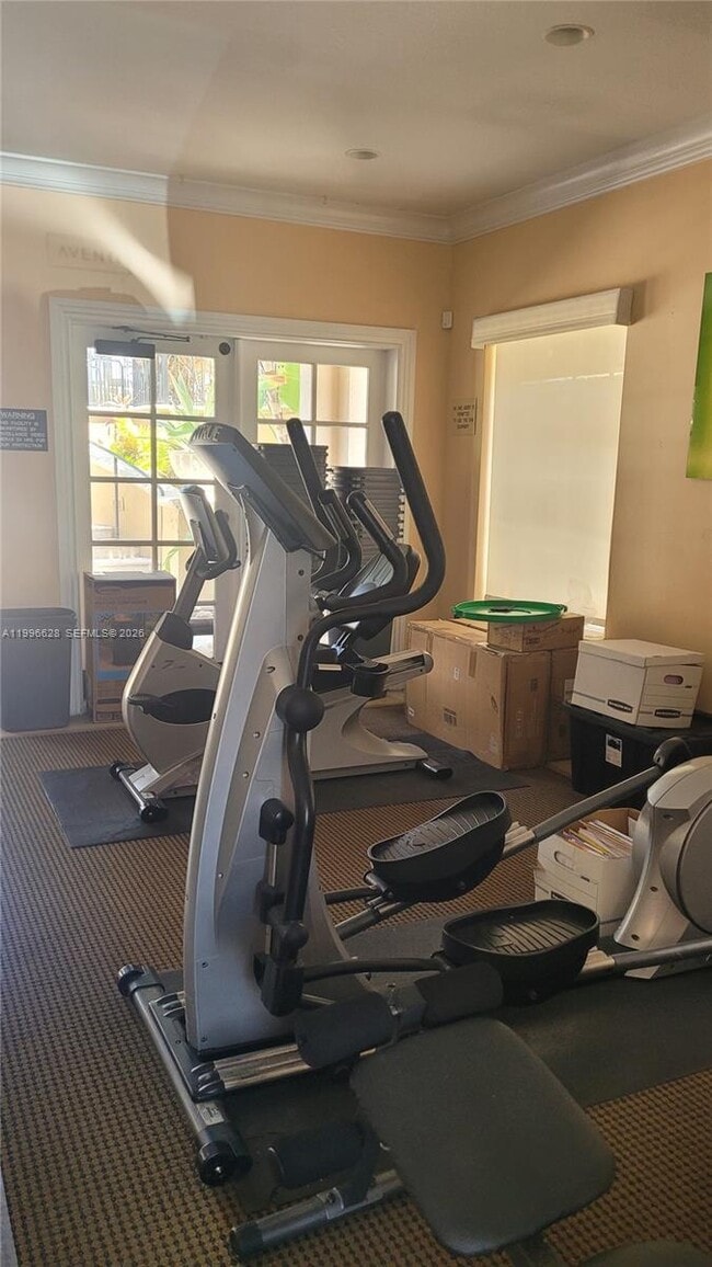 Building Photo - 2961 NE 185th St