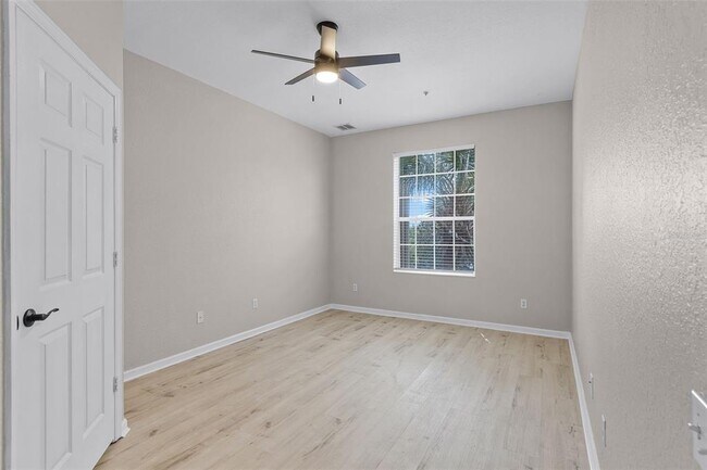 Building Photo - 2484 San Tecla St