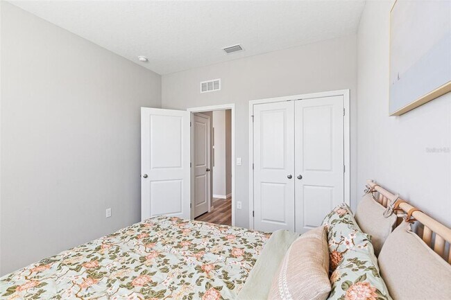 Building Photo - 3310 Amber Waves Dr