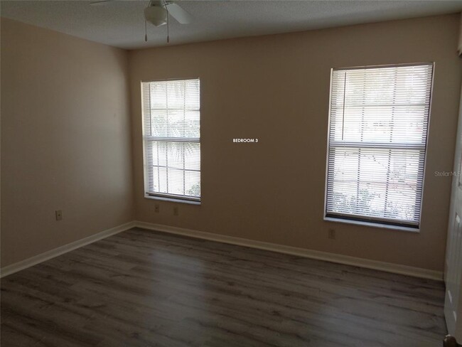 Building Photo - 210 Woodingham Trail