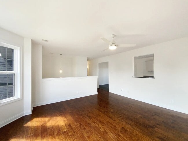 Building Photo - 1575 Cobra Ln