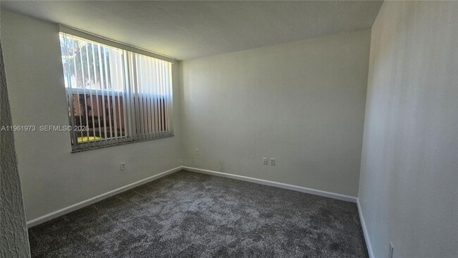 Building Photo - 9480 Tangerine Pl