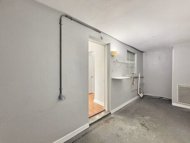 Building Photo - 1438 San Juan Ct