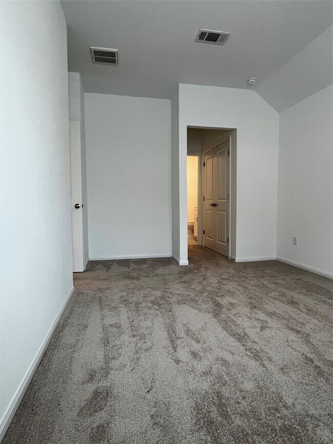 Building Photo - 18206 Sonresa Wy