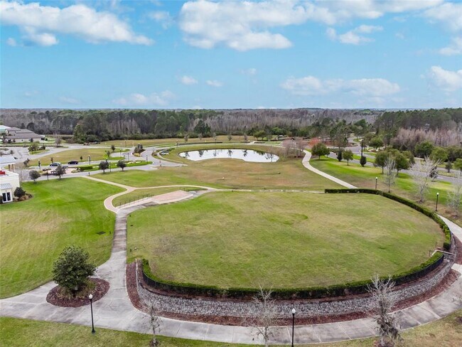 Building Photo - 8887 Little Bluestem Dr