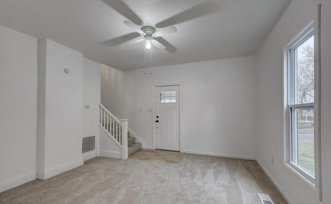 Building Photo - 614 N Wall Ave
