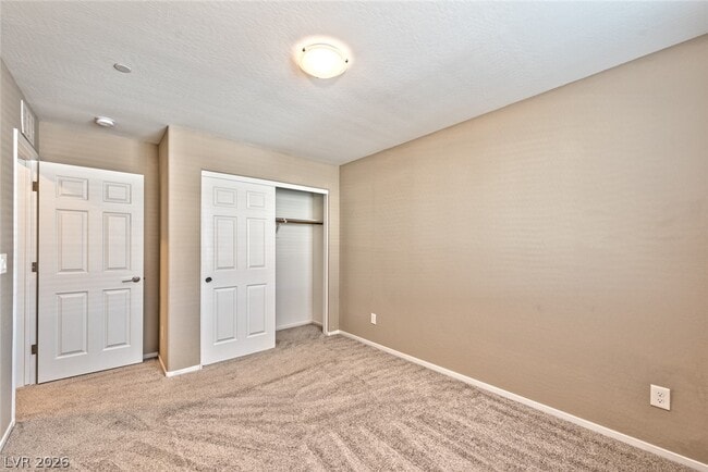 Building Photo - 48 Lomita Heights Dr