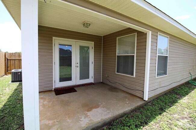 Building Photo - 354 Mizzen Ln