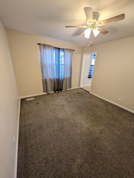 Building Photo - 109 Goethe St