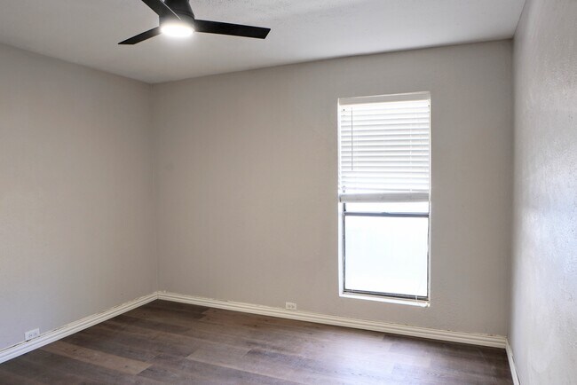 Building Photo - 3813 Arizona Pl