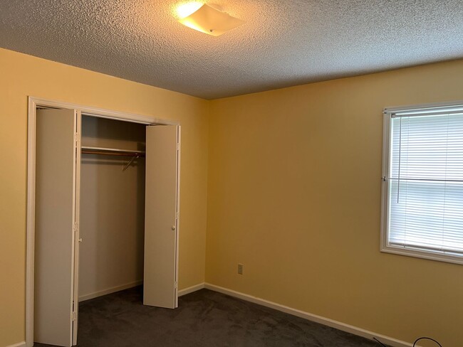 Building Photo - 118 Red Cedar Run