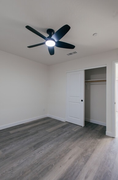 Building Photo - 1964 E Don Carlos Ave