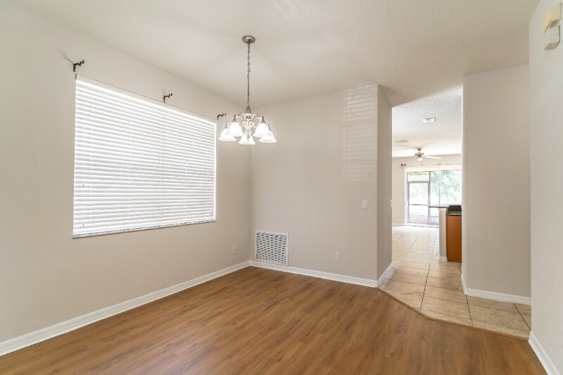 Building Photo - 2600 Deansgate Ct