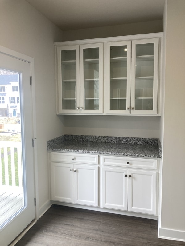 Building Photo - 1951 Bellac Wy