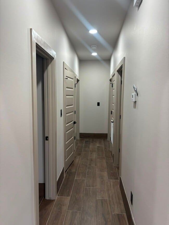 Building Photo - 504 Faith Dr
