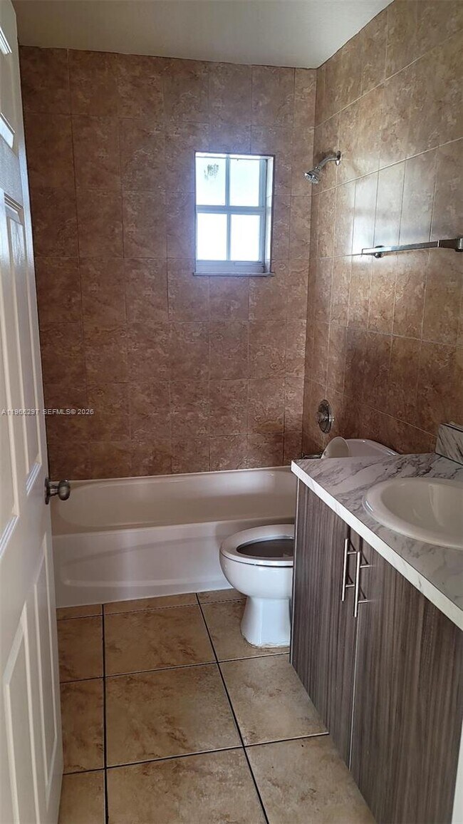 Building Photo - 3252 NW 94th St