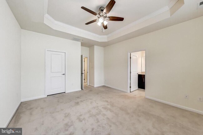 Building Photo - 13404 Waterford Hills Boulevard