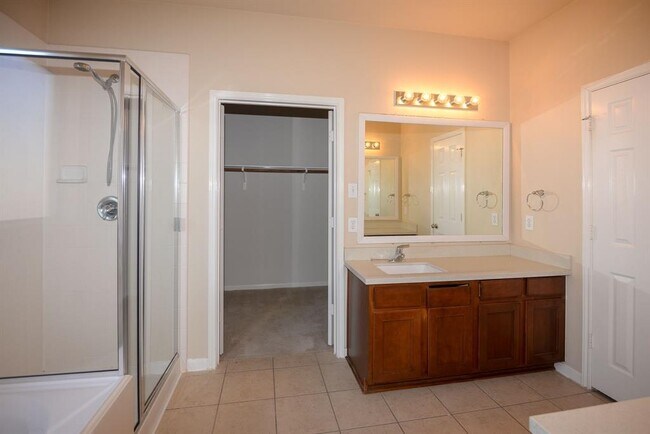 Building Photo - 8603 E Windhaven Terrace Trail