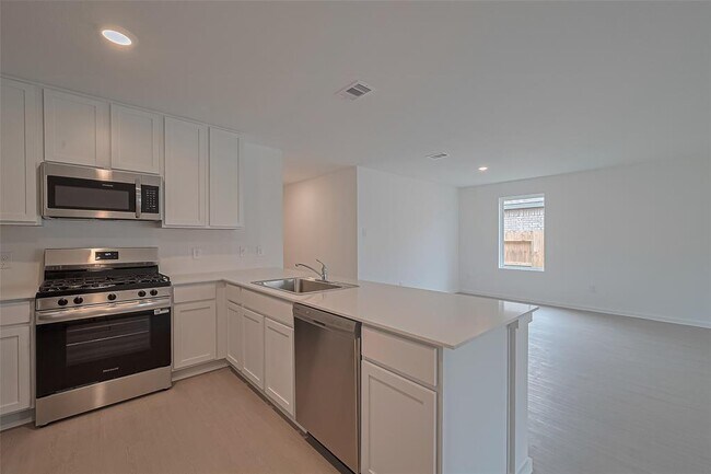 Building Photo - 28930 Rustic Windmill Wy