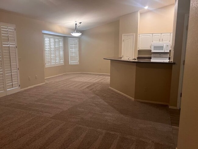 Building Photo - Sun Lakes Rental Home